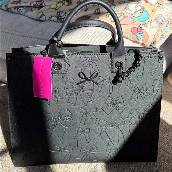 Betsy Johnson Black Bow Embossed Tote Bag - Picture 2 of 5